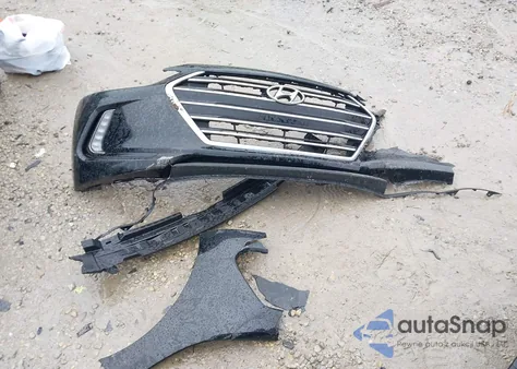 2018 Hyundai Elantra Value Edition z USA, uszkodzony, nr VIN 5NPD84LF2JH379377